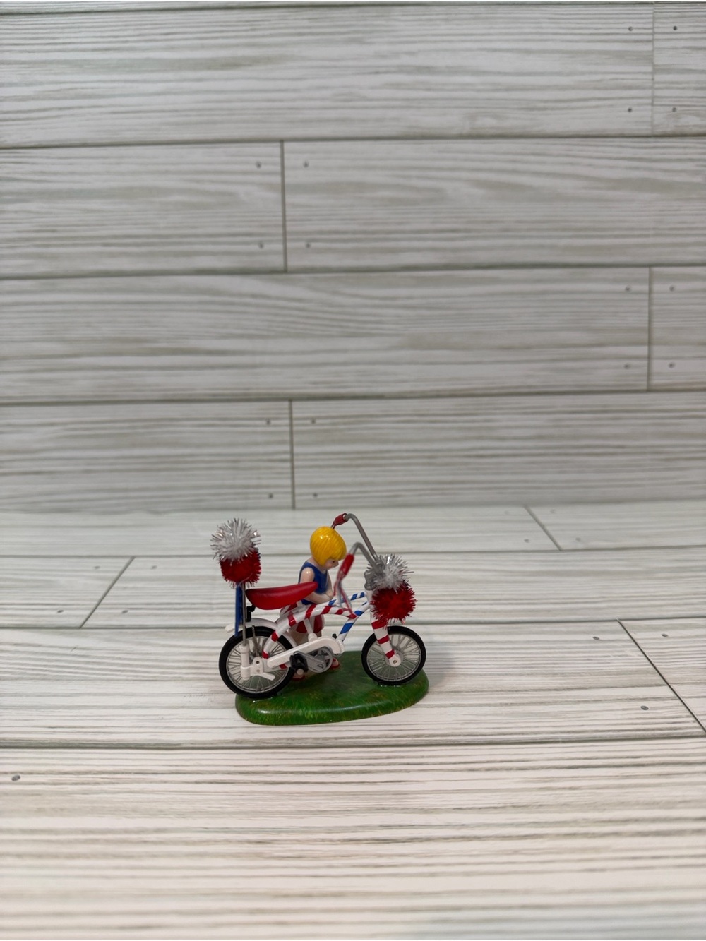 Department 56 July 4th "Kiddie Parade" - Picture 6 of 10